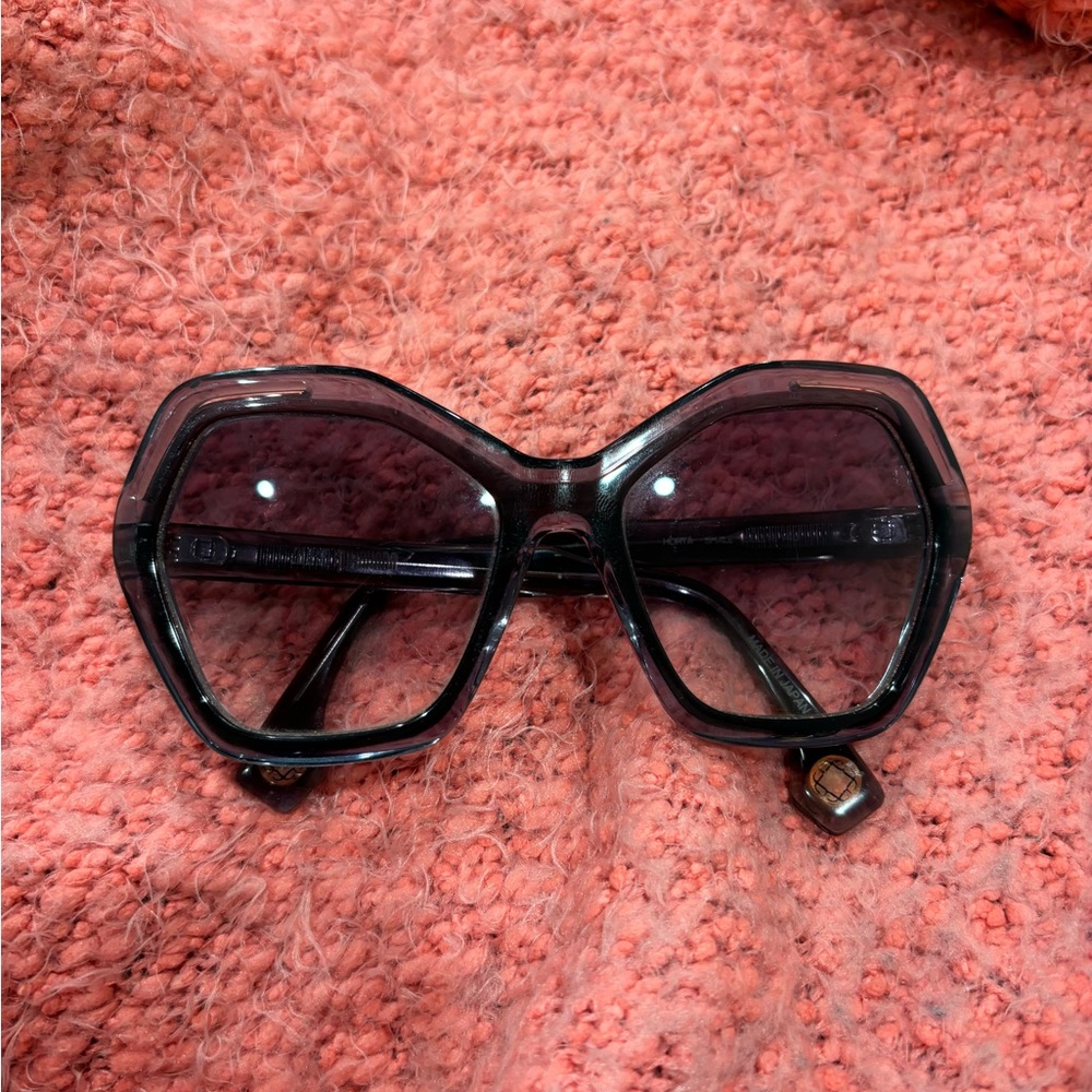 Blake Kuwahara Horta Sunglasses color shale